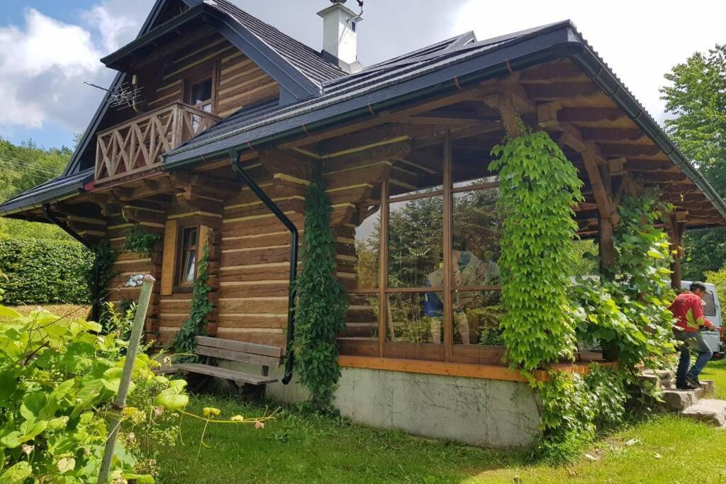 Wapienne Holiday home *